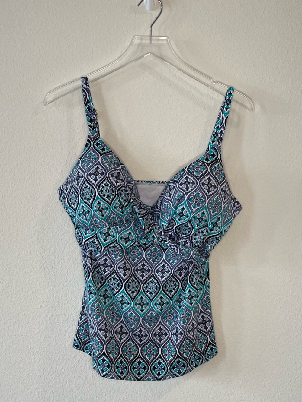 Leilani Blue & Black Patterned Women's Underwire Tankini Swimsuit Top